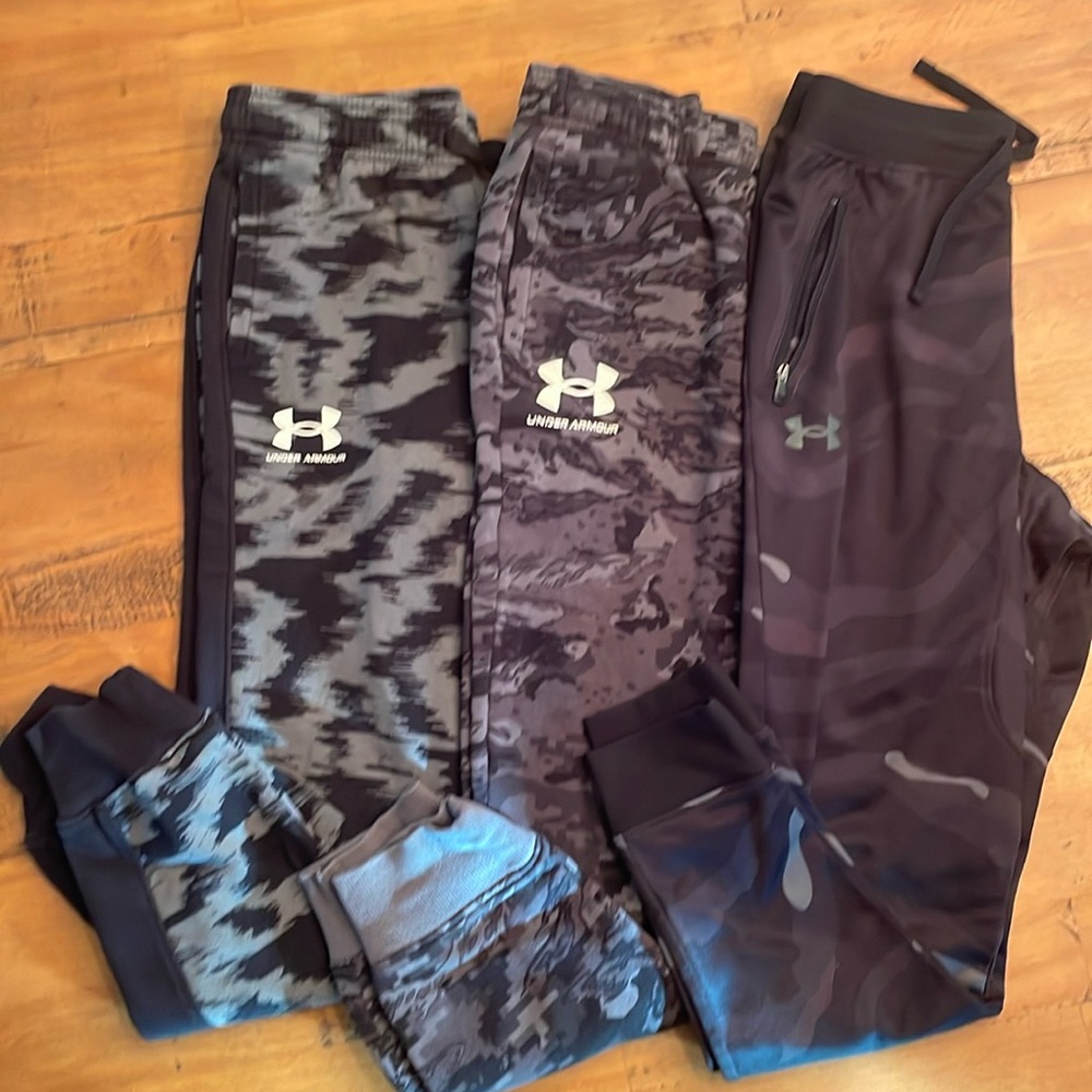 Sweatpants and joggers